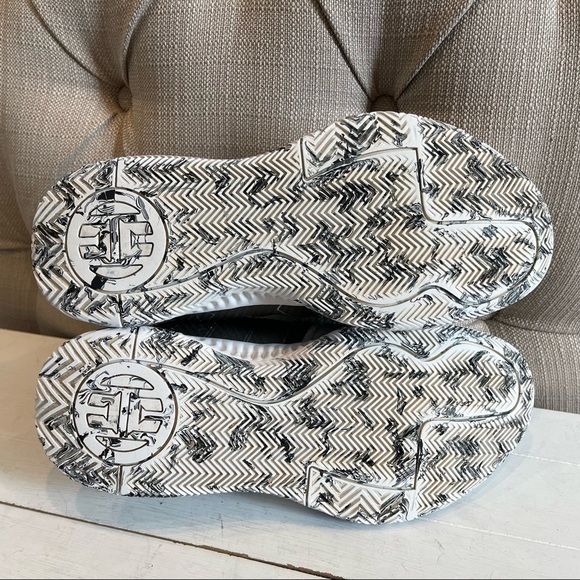 Adidas James Harden Basketball Shoes Gray Black White Mens Size 6.5 - Picture 7 of 16